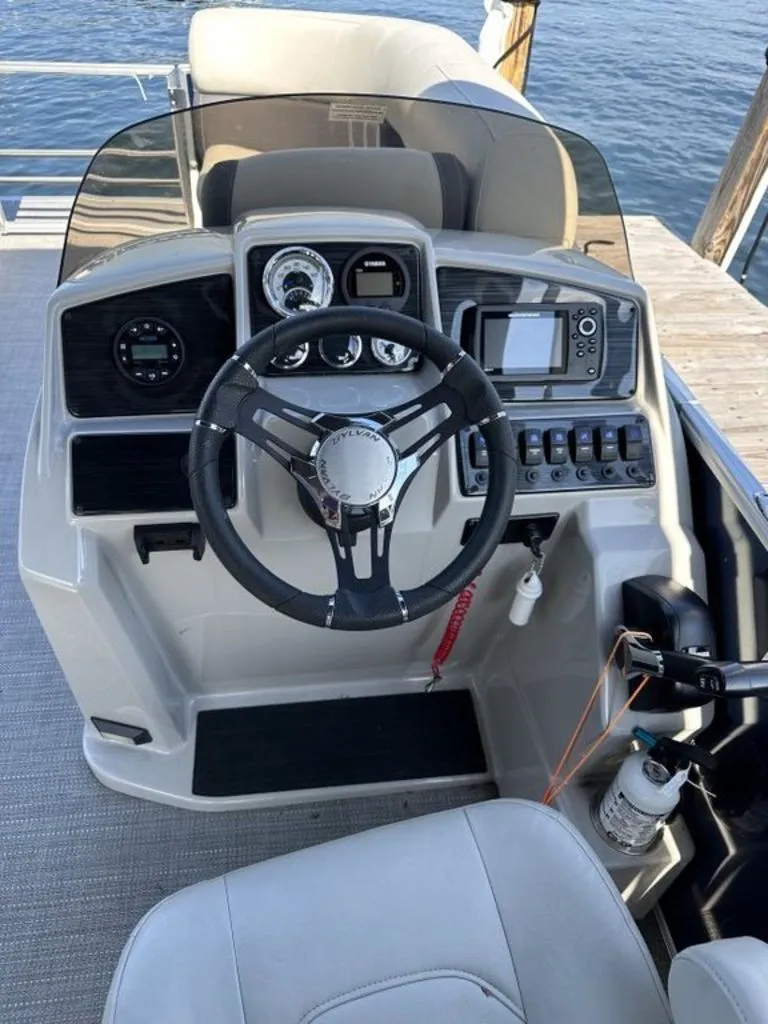 Slide: The Image of Sylvan Mirage 8520 LZ 2023 - 5