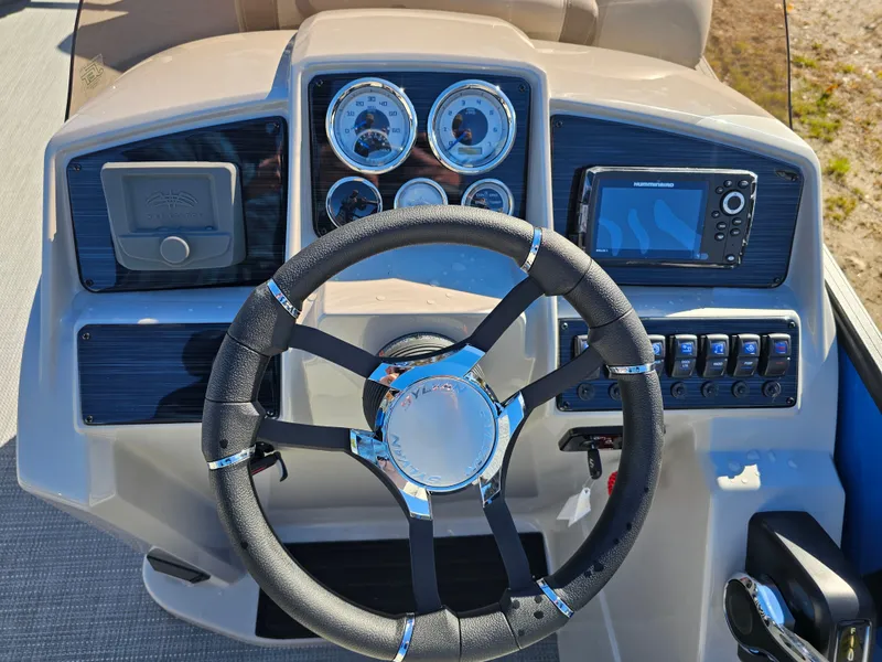 Slide: The Image of Sylvan Mirage 8524 CLZ 2026 - 8