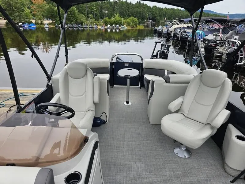 Slide: The Image of Sylvan Mirage X3 2024 - 7