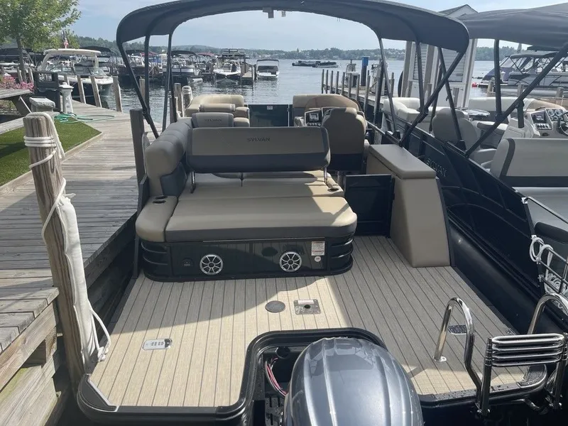 Slide: The Image of Sylvan Mirage X3 CLZ 2025 - 13