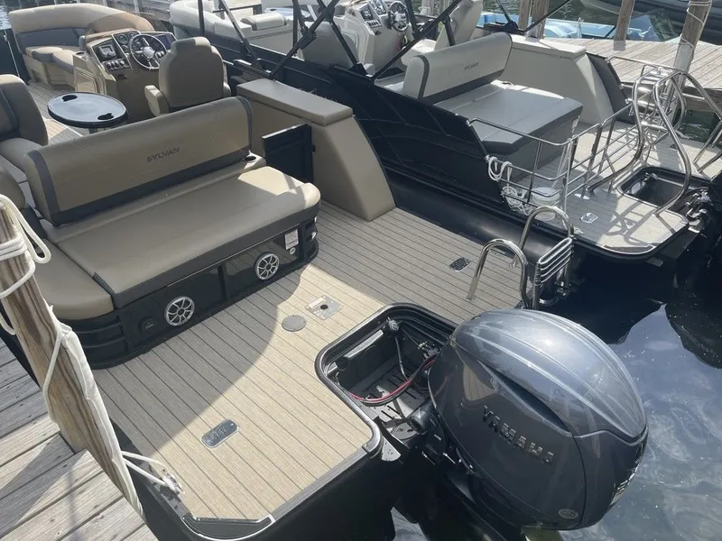 Slide: The Image of Sylvan Mirage X3 CLZ 2025 - 4