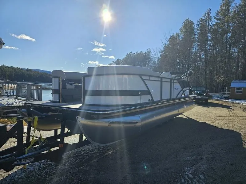 Slide: The Image of Sylvan X5 2024 - 2