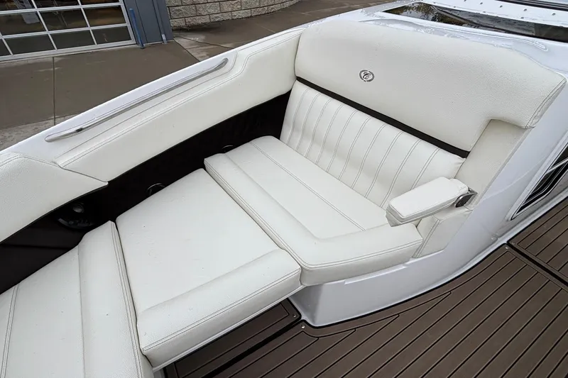 Slide: The Image of Luxurious white seating on 2022 Cobalt R35 boat, featuring elegant design and comfort. - 44