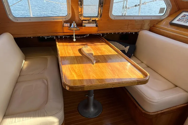 Slide: The Image of Spencer 53 - Saloon Table - 5