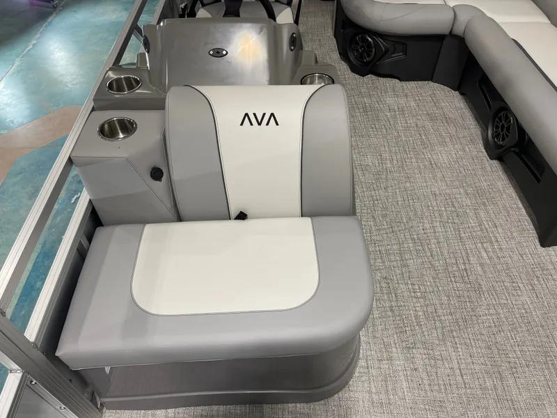 Slide: The Image of Avalon Venture Quad Fish - 19' 2026 - 10