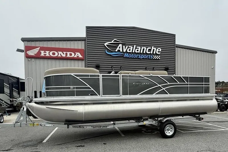 The Image of 2026 Sylvan Mirage 822 PARTY FISH pontoon boat at Avalanche Motorsports dealership. - 2
