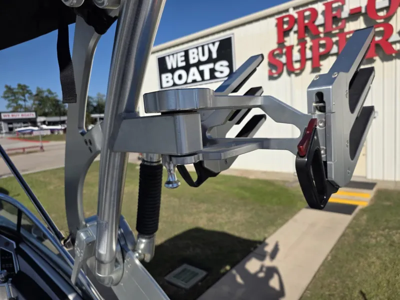 Slide: The Image of MasterCraft XT22 2020 - 30