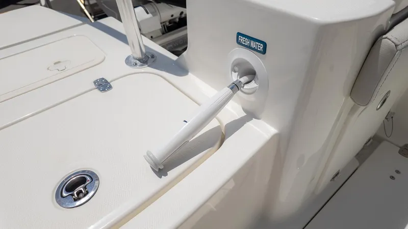 Slide: The Image of World Cat 235 TE 2026 - 10