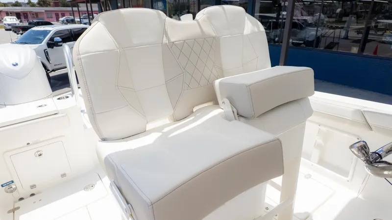 Slide: The Image of World Cat 235 TE 2026 - 21