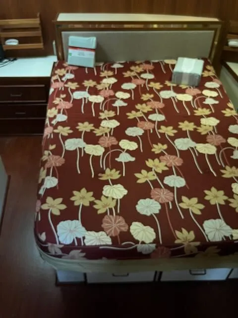 Slide: The Image of Tollycraft 34 Sundeck 1986 - 40