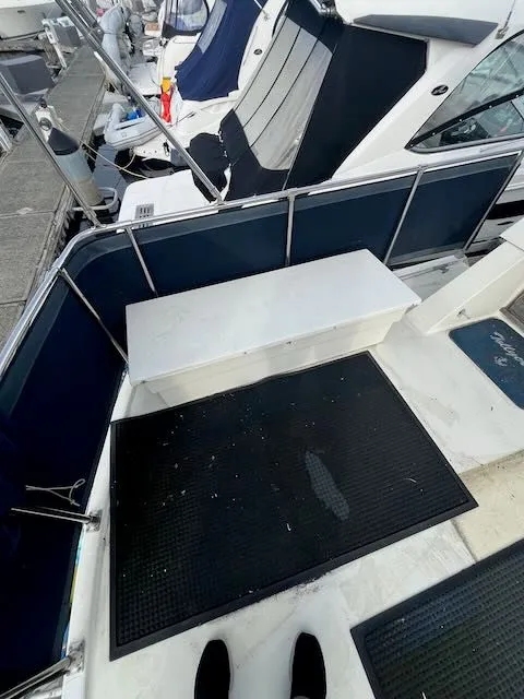 Slide: The Image of Tollycraft 34 Sundeck 1986 - 8