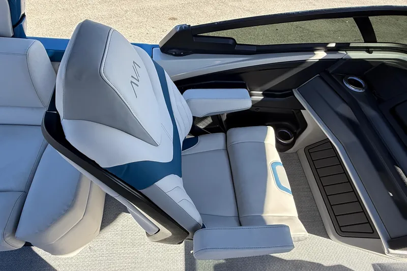 Slide: The Image of 2026 Avalon 2585 Excalibur boat interior with luxurious seating and modern design. - 28