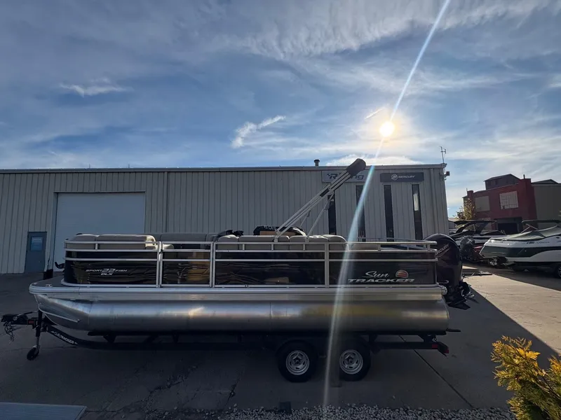 Slide: The Image of Sun Tracker SF 22 2024 - 3