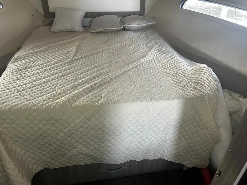 Slide: The Image of Regal 38 GRAND COUPE 2021 - 17