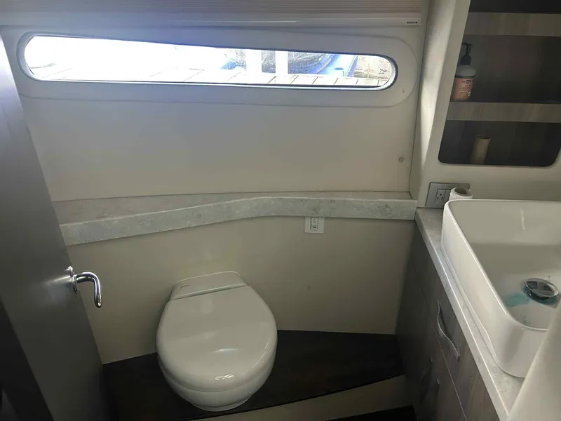 Slide: The Image of Regal 38 GRAND COUPE 2021 - 19