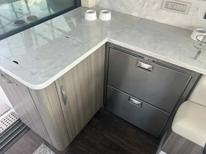 Slide: The Image of Regal 38 GRAND COUPE 2021 - 20