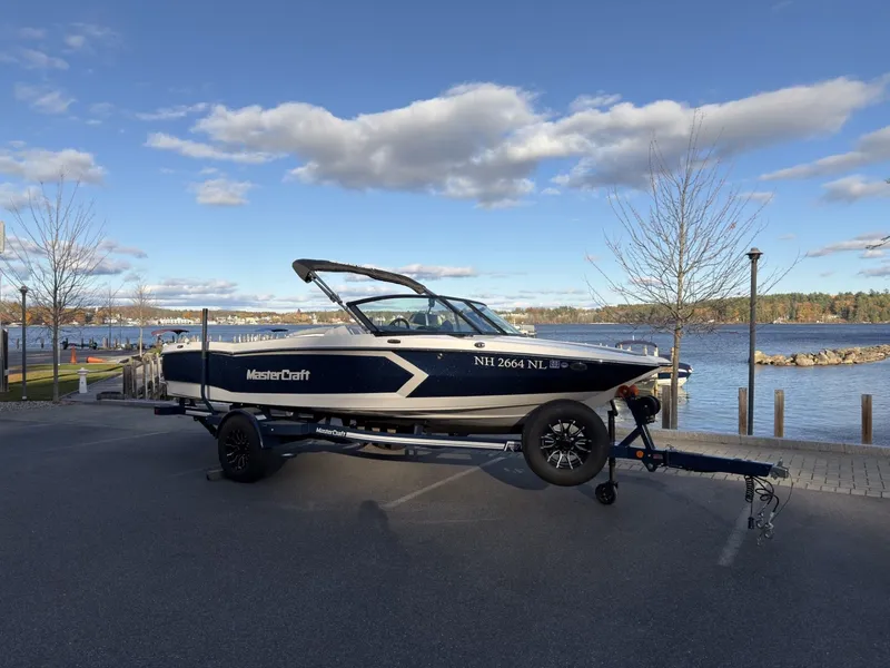 Slide: The Image of MasterCraft ProStar 2025 - 8