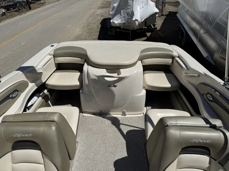 Slide: The Image of Sea Ray 200 Sport 2005 - 12
