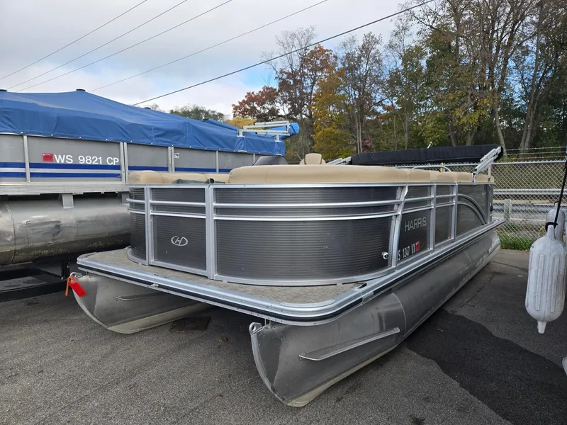 The Image of Harris Cruiser 210CX CW 2019 - 1