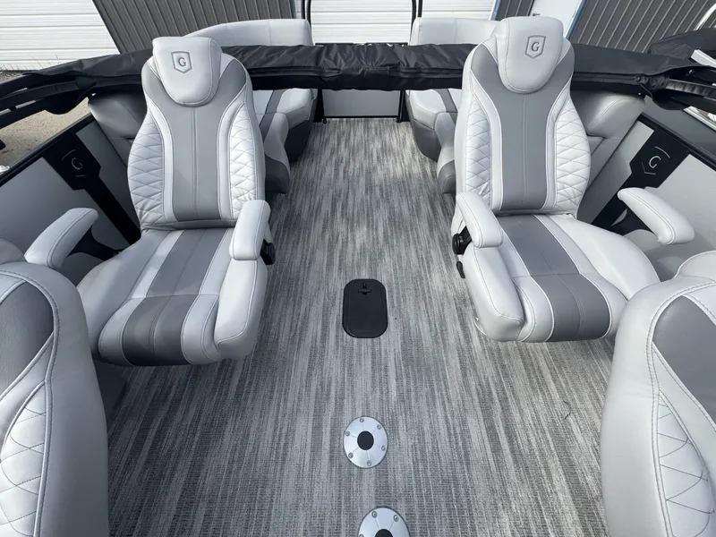 Slide: The Image of Monaco 275SBQ 2026 - 10