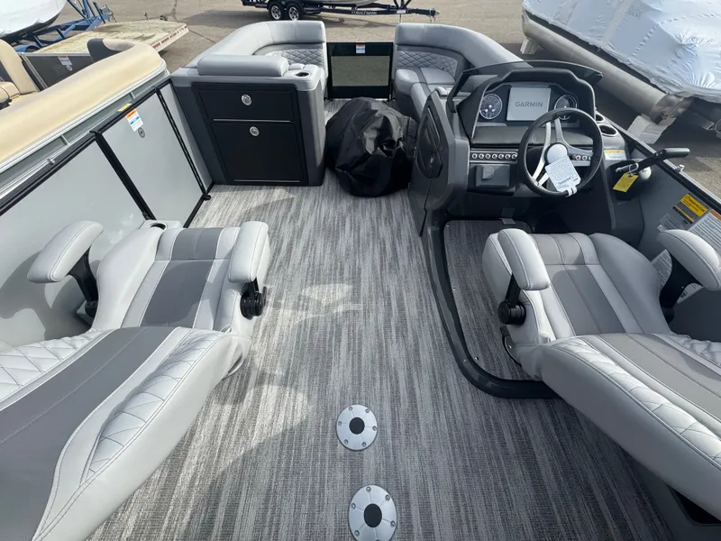 Slide: The Image of Monaco 275SBQ 2026 - 17