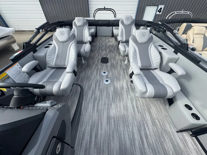 Slide: The Image of Monaco 275SBQ 2026 - 7