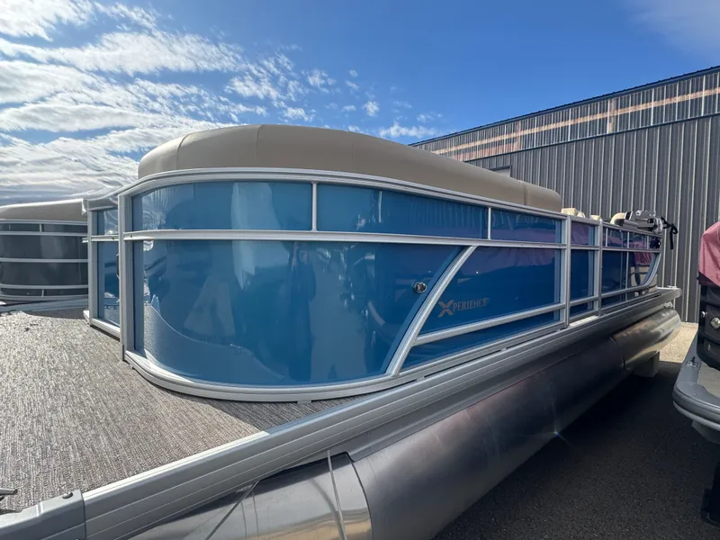 Slide: The Image of Xperience 2286SBX 2026 - 2