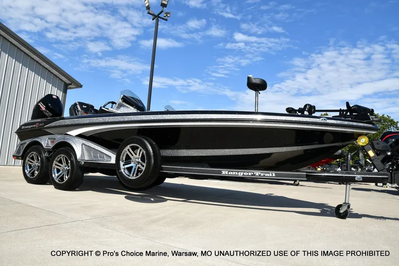 Slide: The Image of Ranger Z521R Dual Console 2026 - 10