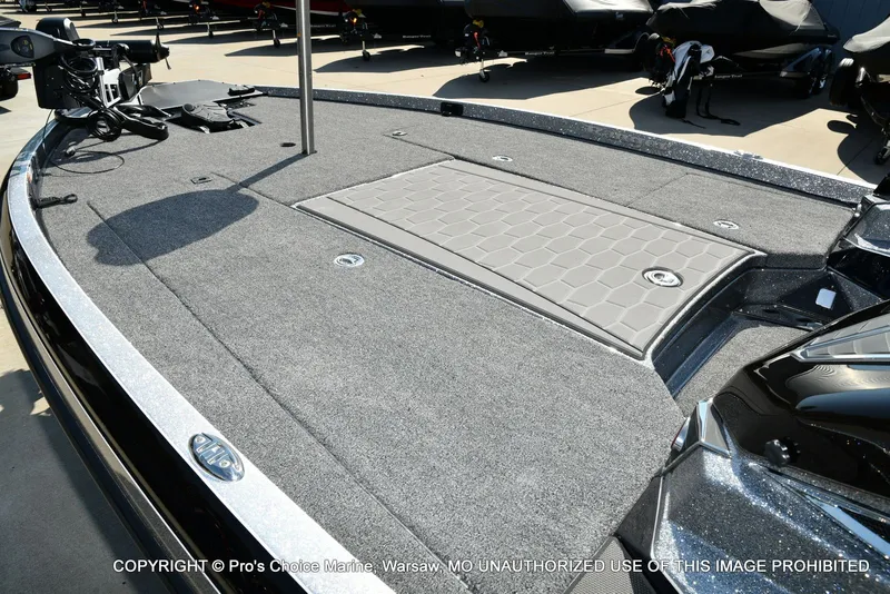 Slide: The Image of Ranger Z521R Dual Console 2026 - 42