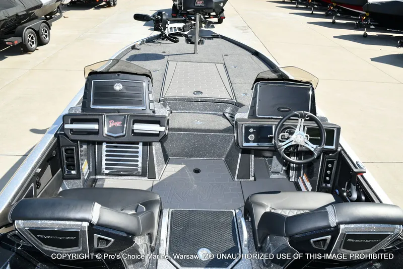 Slide: The Image of Ranger Z521R Dual Console 2026 - 44