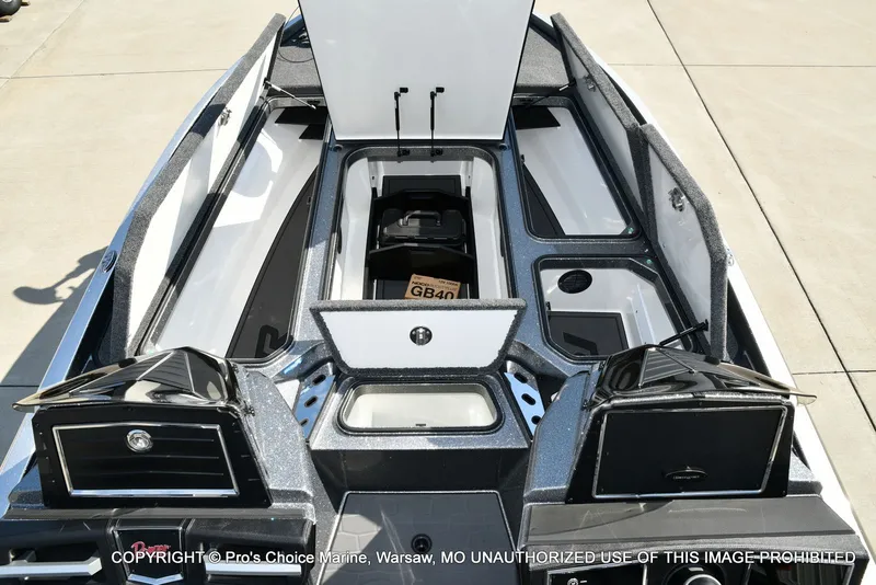 Slide: The Image of Ranger Z521R Dual Console 2026 - 55