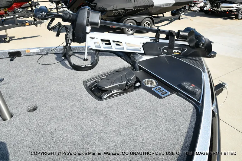 Slide: The Image of Ranger Z521R Dual Console 2026 - 6