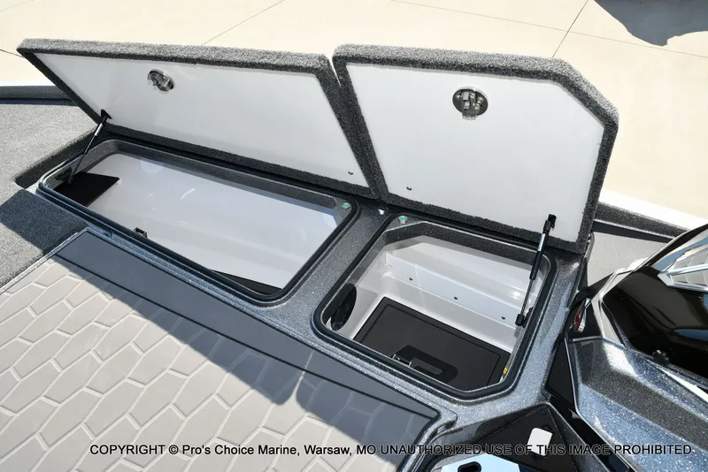 Slide: The Image of Ranger Z521R Dual Console 2026 - 61