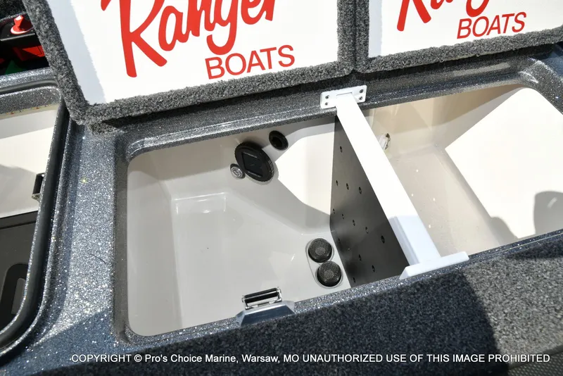 Slide: The Image of Ranger Z521R Dual Console 2026 - 65