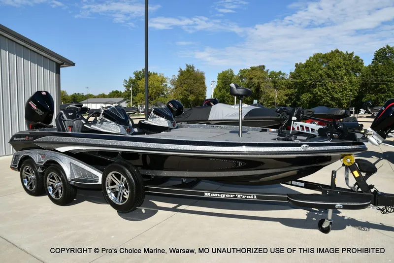 Slide: The Image of Ranger Z521R Dual Console 2026 - 86