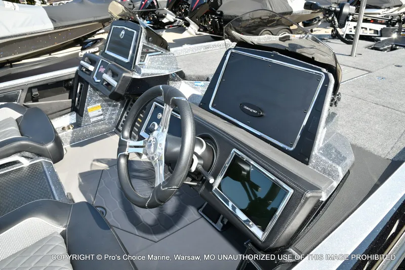 Slide: The Image of Ranger Z521R Dual Console 2026 - 9