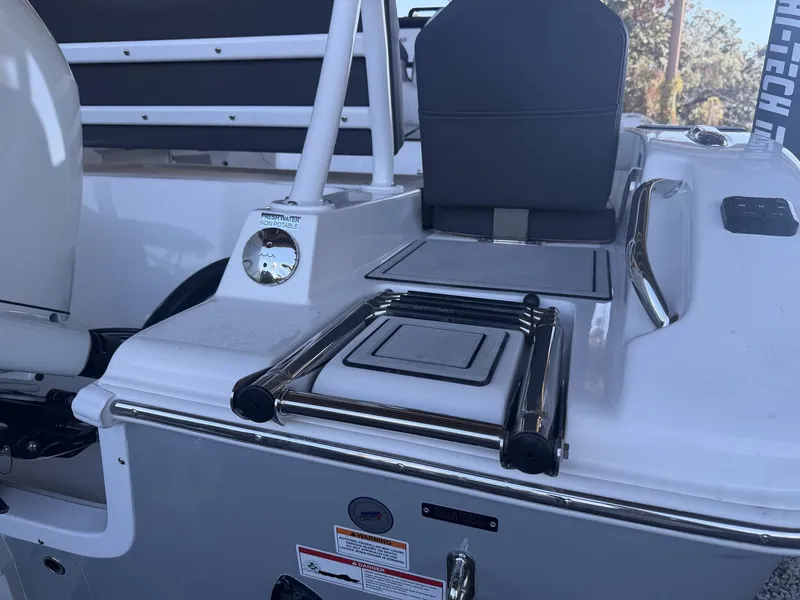 Slide: The Image of Sea Pro 245 SEA KEEPER RIDE EQUIPPED 2026 - 7