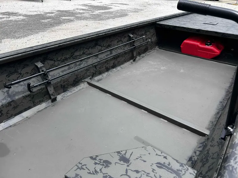 Slide: The Image of Gator-Tail Gator Series 1748 2025 - 10