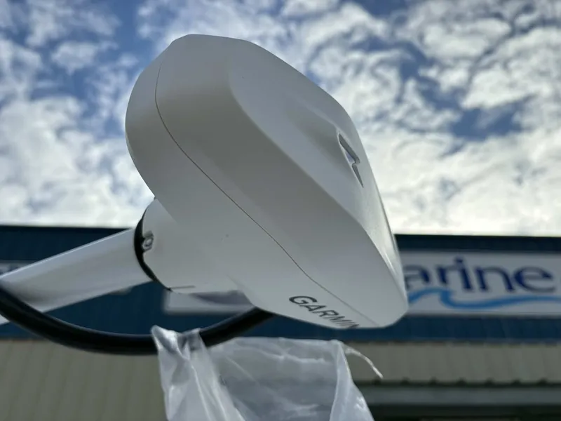 Slide: The Image of Blazer Bay 2700 Hybrid 2026 - 13