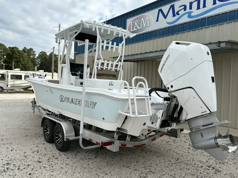 Slide: The Image of Blazer Bay 2700 Hybrid 2026 - 3