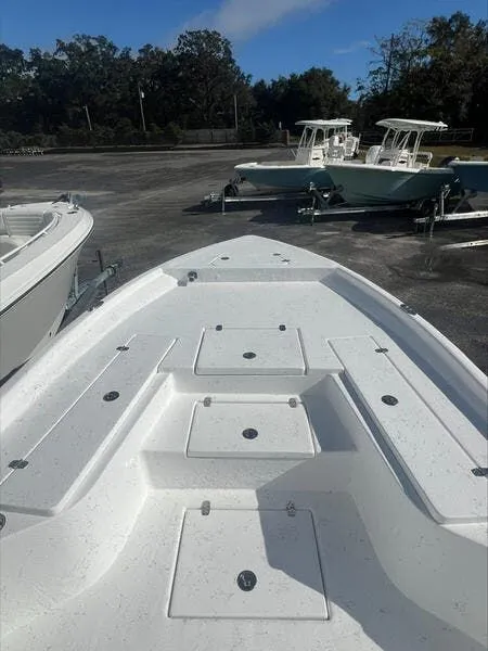 Slide: The Image of Blazer Bay 2400 2025 - 5