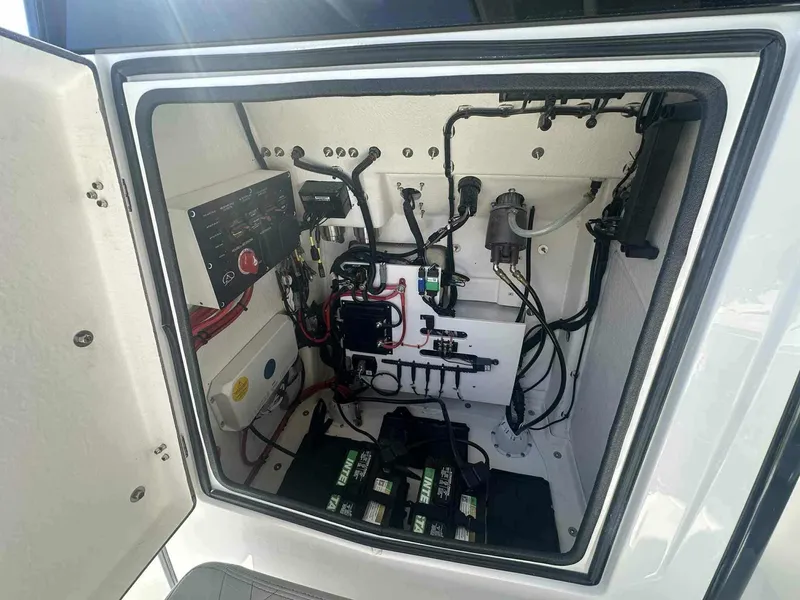 Slide: The Image of Blazer Bay 2440 2026 - 7