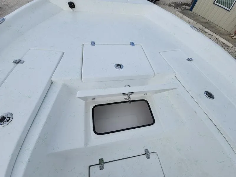 Slide: The Image of Blazer Bay 2400 2025 - 22