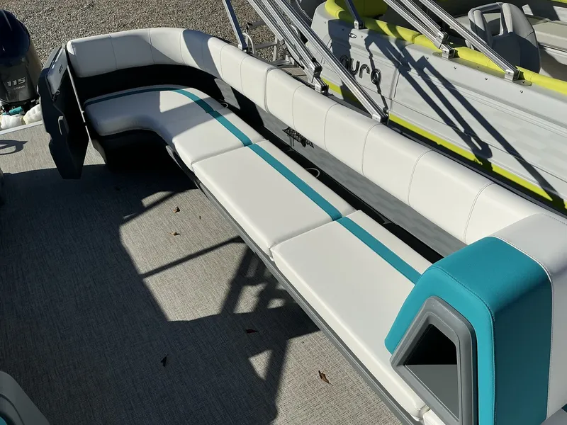 Slide: The Image of Aura Glacier 2025 - 10