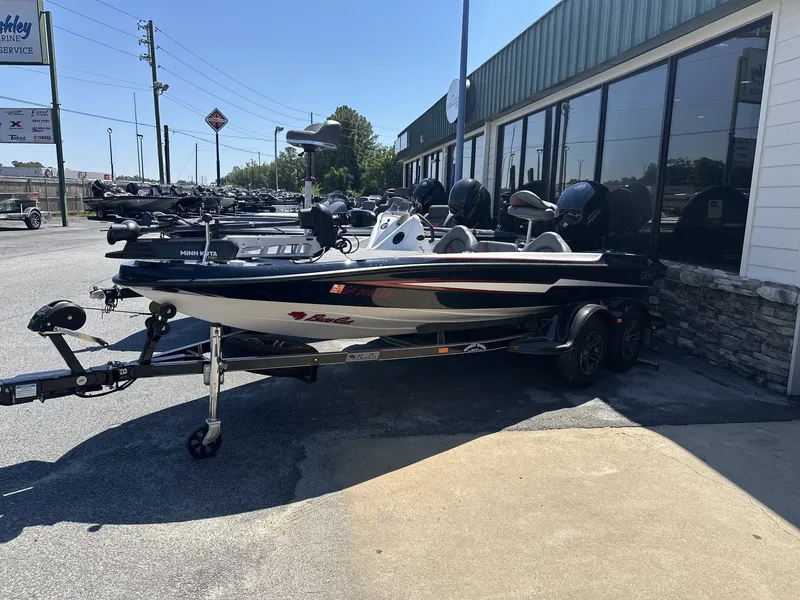 Slide: The Image of Bass Cat Bobcat 2023 - 5