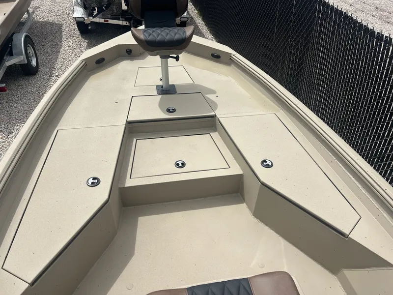 Slide: The Image of Excel Bay Pro 220 220 ELITE 2026 - 10