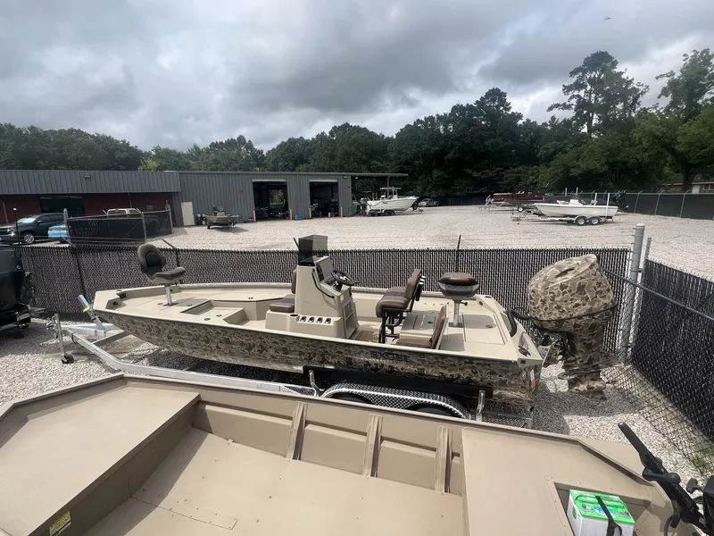 Slide: The Image of Excel Bay Pro 220 220 ELITE 2026 - 4