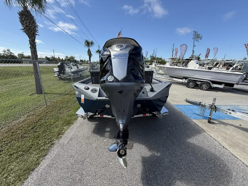 Slide: The Image of Excel 220 Bay Pro Elite 2026 - 7