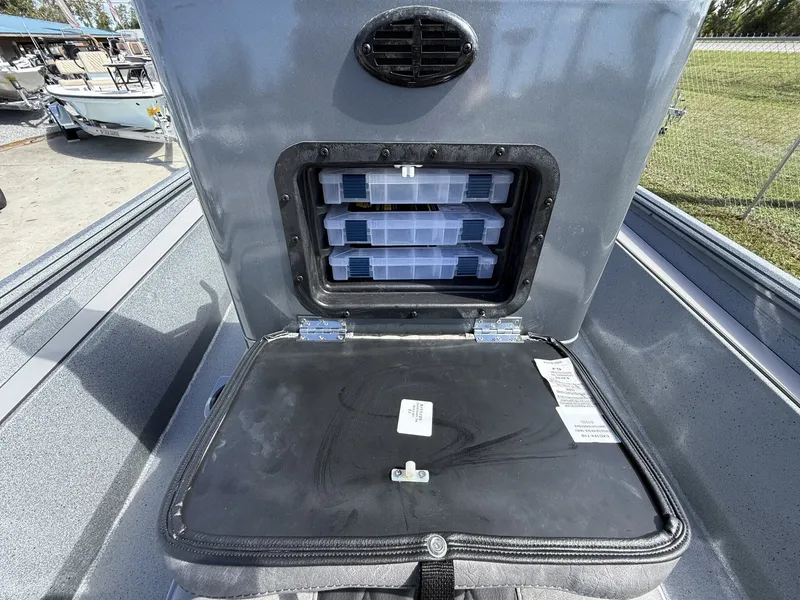 Slide: The Image of Excel 220 Bay Pro Elite 2026 - 8