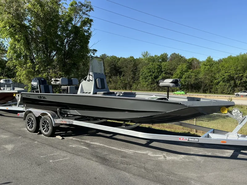 Slide: The Image of Excel 220 Bay Pro Elite 2025 - 3